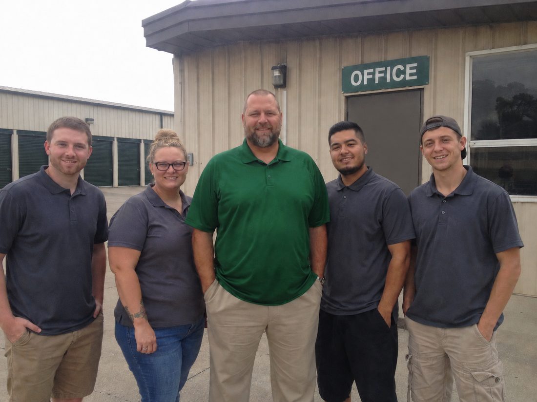 Pest control professionals in Birmingham, AL